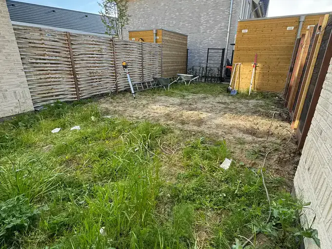 Grondwerk in een tuin, foto 5